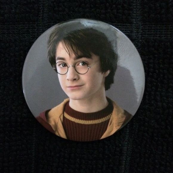 Harry Potter Set Of 6 Collectible Button Pins - Picture 9 of 10